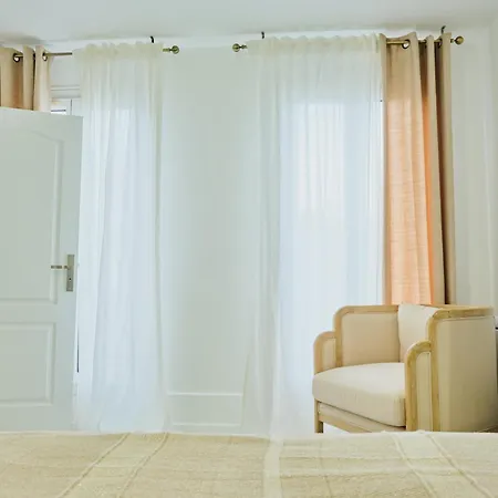 Bel Appart Au Charme Parisien, Pour 6 Personnes Exterior photo